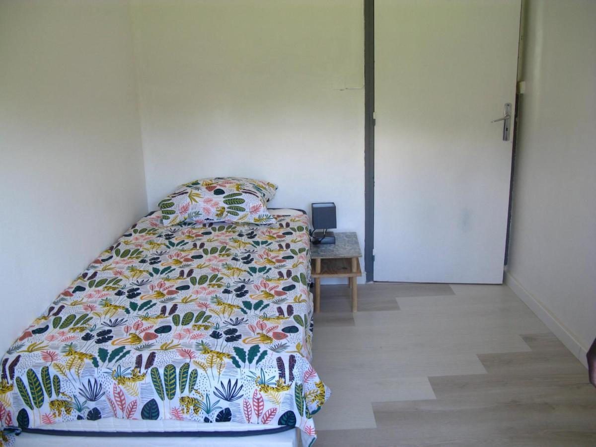 Location& Gites Sarrians Exterior foto